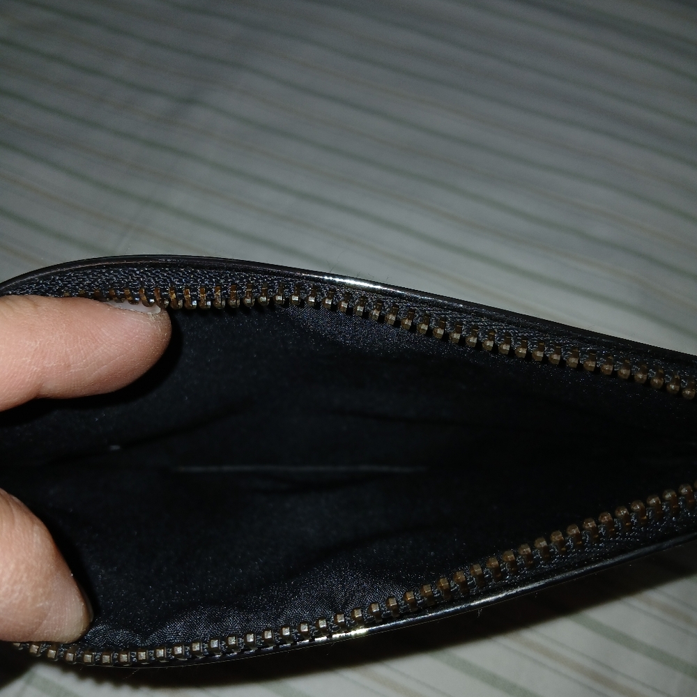 NUDESTIX Metallic Pouch with Lightning Design - Picture 3 of 3